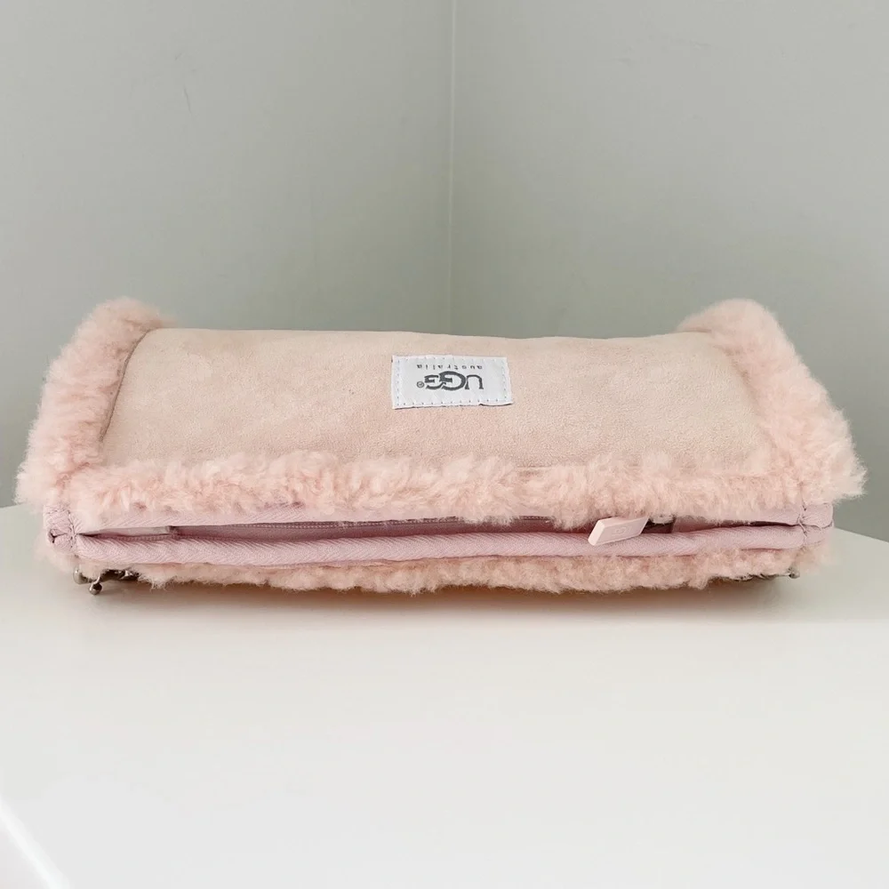 UGG Australia Suede Leather Shearling Sherpa Sheepskin Hand Muff